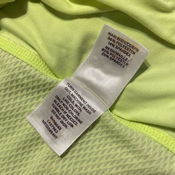 Set of TWO Zella Women’s lightweight mesh short sleeve tops. Pink, Neon Yellow L - Picture 10 of 13